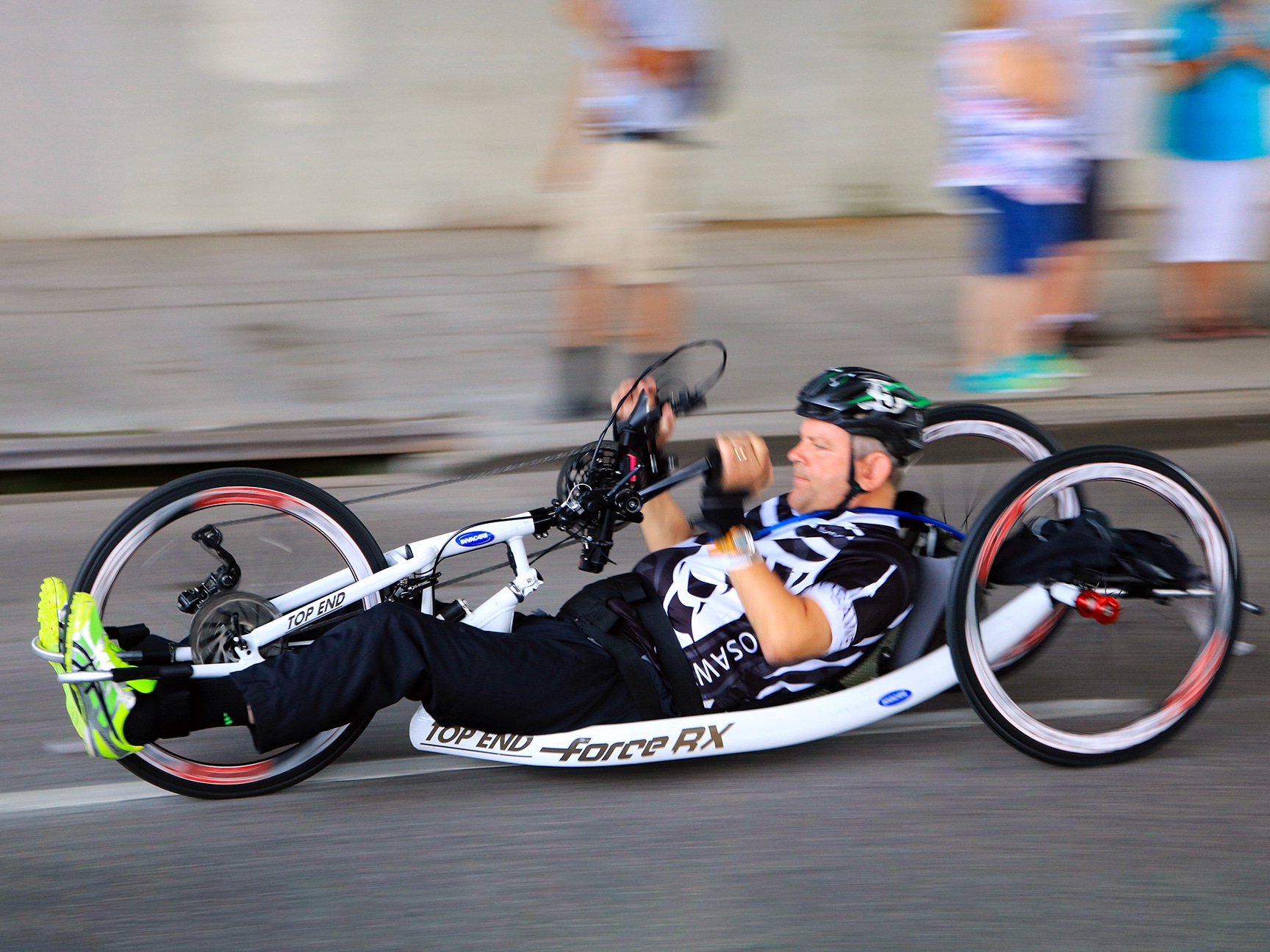 Handcycling